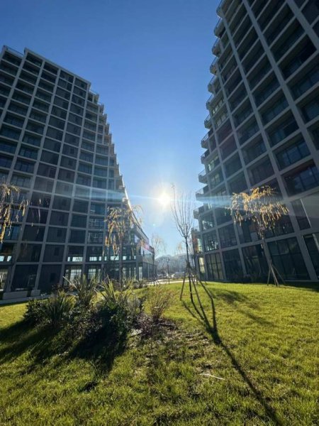 Tirane, shitet apartament 3+1+A+BLK Kati 4, 188 m² 430.000 Euro (Liqeni Artificial)