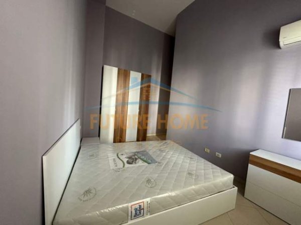 Tirane, jepet me qera apartament 2+1 Kati 2, 110 m² 900 Euro (KODRA E DIELLIT)