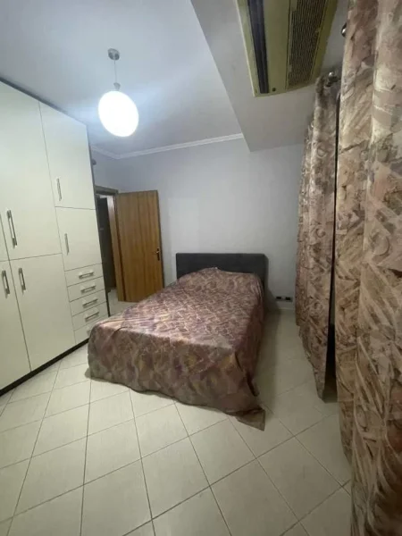 Tirane, jepet me qera apartament 2+1+A+BLK Kati 9, 130 m² 500 Euro (Prane Globe-it)