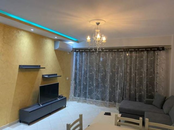 Tirane, jepet me qera apartament 1+1+BLK Kati 1, 78 m² 600 Euro (Kompleksi Delijorgji)
