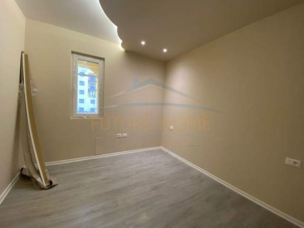 Tirane, shitet apartament 3+1 Kati 4, 133 m² 172.000 Euro (YZBERISHT)
