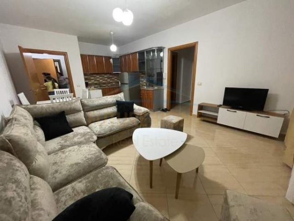 Tirane, shitet apartament 2+1 Kati 2, 105 m² 125.000 Euro (UNAZA E RE)