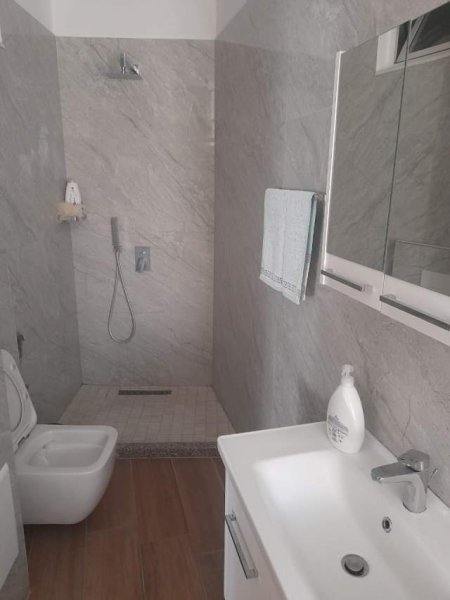 Tirane, shitet apartament 2+1 Kati 5, 102 m² 177.480 Euro (Ne Astir)