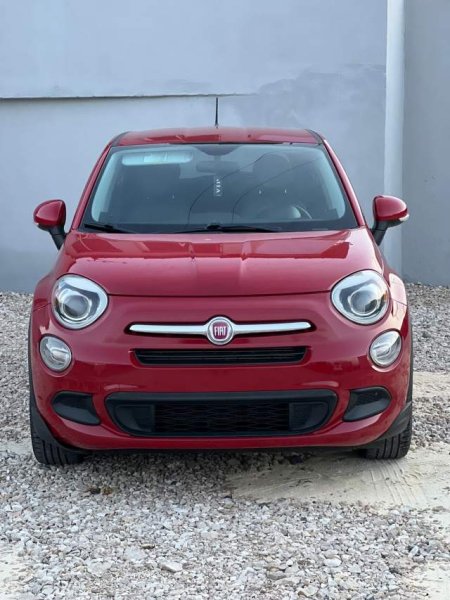 Tirane, shes makine Fiat 500 x easy Viti 2016, 10.000 Euro