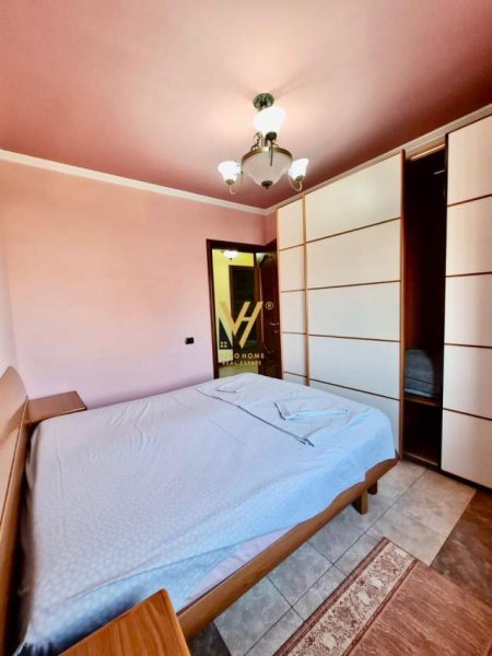 Tirane, jepet me qera apartament 3+1+BLK Kati 3, 126 m² 750 Euro (QENDER)