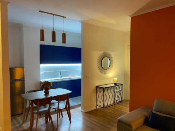 Tirane, jepet me qera apartament 1+1+BLK Kati 2, 72 m² 750 Euro (delijorgji)