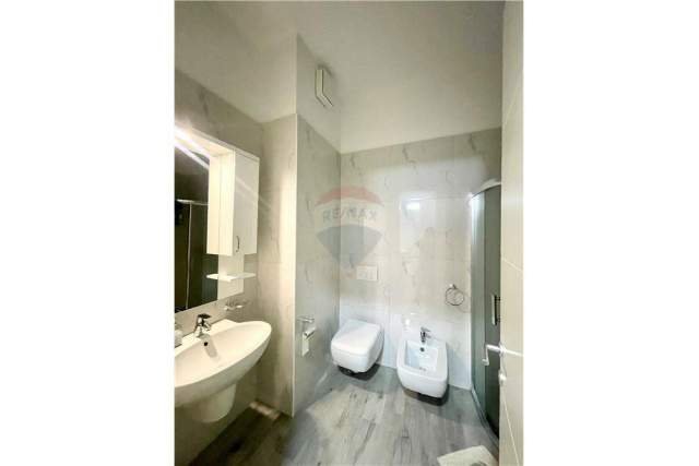 Tirane, jepet me qera apartament 1+1+BLK Kati 6, 73 m² 800 Euro (Kompleksi Delijorgji)