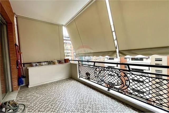 Tirane, jepet me qera apartament 1+1+BLK Kati 5, 65 m² 800 Euro (Kompleksi Delijorgji)
