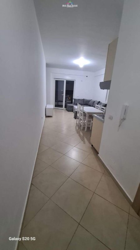 Tirane, jepet me qera apartament 2+1+BLK Kati 4, 91 m² 600 Euro (Liqeni i Thate)