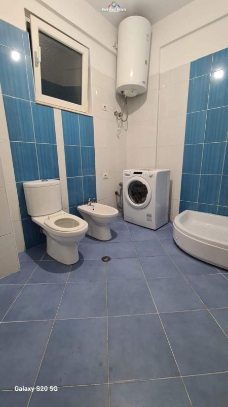 Tirane, jepet me qera apartament 2+1+BLK Kati 4, 91 m² 600 Euro (Liqeni i Thate)