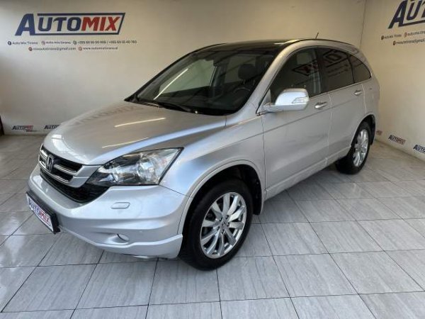 Tirane, shes xhip Honda cr-v Viti 2010, 11.500 Euro