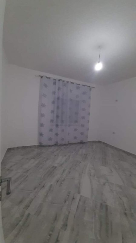 Tirane, jap me qera apartament 2+1+A+BLK Kati 1, 104 m² 300 Leke (Babrru)