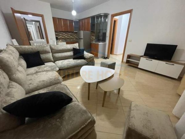 Tirane, shitet apartament 2+1 Kati 2, 105 m² 125.000 Euro (Unaza e Re)