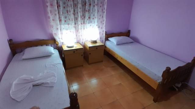 Tirane, Apartament #meQira 3+1 (Rruga e Durresit)