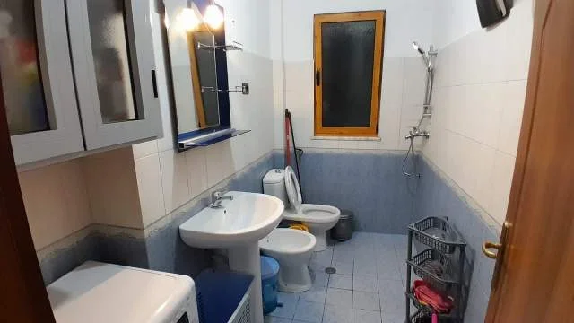 Tirane, Apartament #meQira 3+1 (Rruga e Durresit)