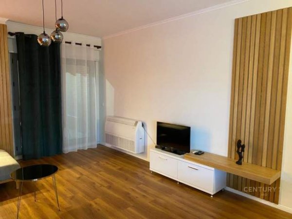 Tirane, jepet me qera apartament 1+1 Kati 2, 72 m² 750 Euro (Delijorgji)