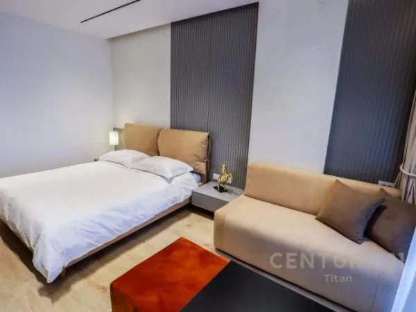 Tirane, jepet me qera garsonier 1+1 Kati 3, 35 m² 700 Euro (Rruga e Barrikadave)