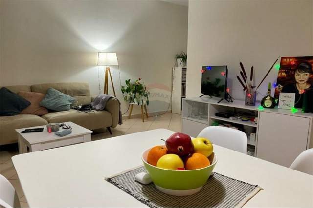Tirane, shitet apartament 2+1+BLK Kati 11, 87 m² 135.000 Euro (globe)