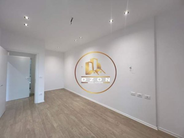 Tirane, jepet me qera apartament 1+1 Kati 4, 77 m² 650 Euro (Rruga Kavajes)