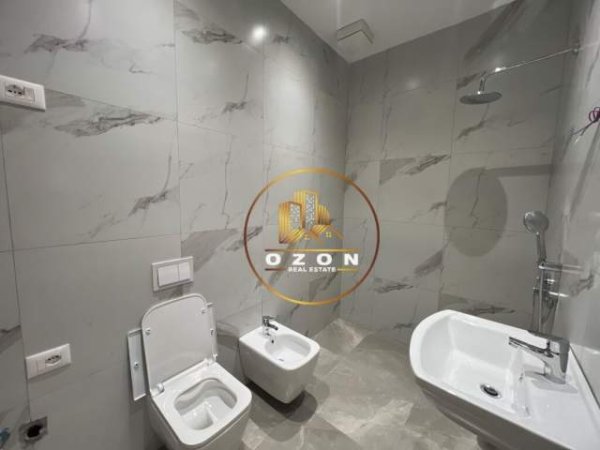 Tirane, jepet me qera apartament 1+1 Kati 4, 77 m² 650 Euro (Rruga Kavajes)