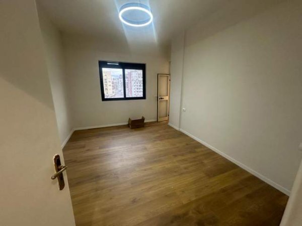 Tirane, shes apartament 1+1+BLK Kati 4, 77 m² 89.000 Euro (Astir)