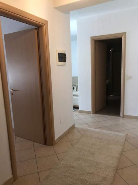 Tirane, jepet me qera apartament 1+1+BLK Kati 4, 65 m² 400 Euro (jordan misja(gener2 ))