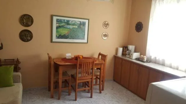 Tirane, jepet me qera apartament 1+1+A+BLK Kati 2, 70 m² 35.000 Leke (rruga kongresi i manastirit)