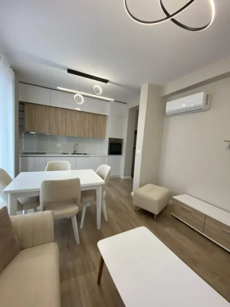 Tirane, jepet me qera apartament 2+1+BLK Kati 1, 105 m² 550 Euro (ASTIR)