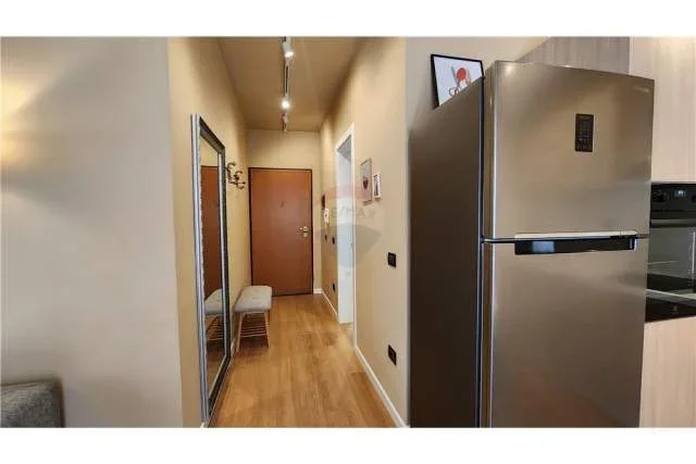 Tirane, jepet me qera apartament 1+1 65 m² 550 Euro (Kompleksi Delijorgji,)