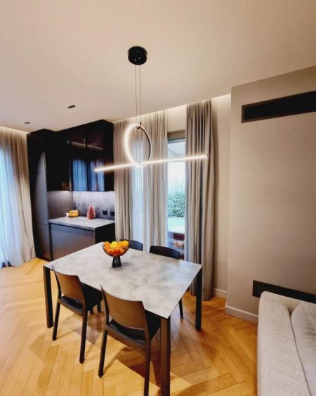 Tirane, shitet apartament 2+1 110 m²  (Rruga e Elbasanit)