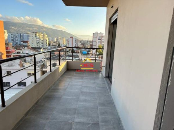 Vlore, shitet apartament 2+1+BLK Kati 5, 98 m² 96.000 Euro (Rruga 7 Nentori,Vlore)