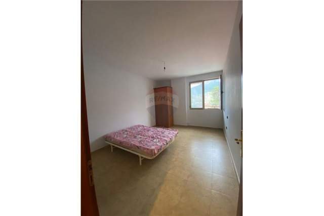 Tirane, shitet apartament 2+1+A+BLK Kati 4, 107 m² 100.000 Euro (Rruga e Thesarit)