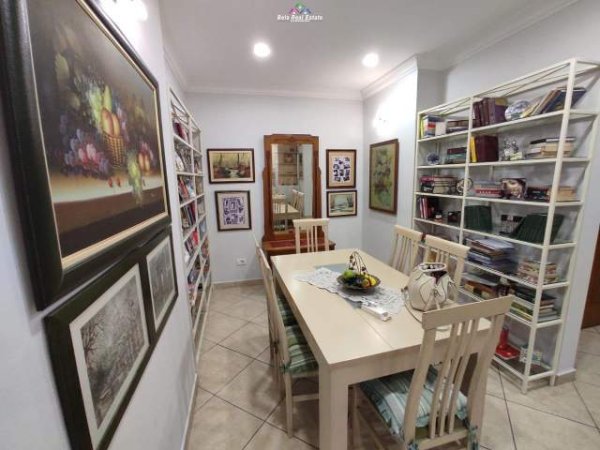 Tirane, jepet me qera apartament 2+1+BLK Kati 6, 138 m² 850 Euro (Ish Ekspozita)