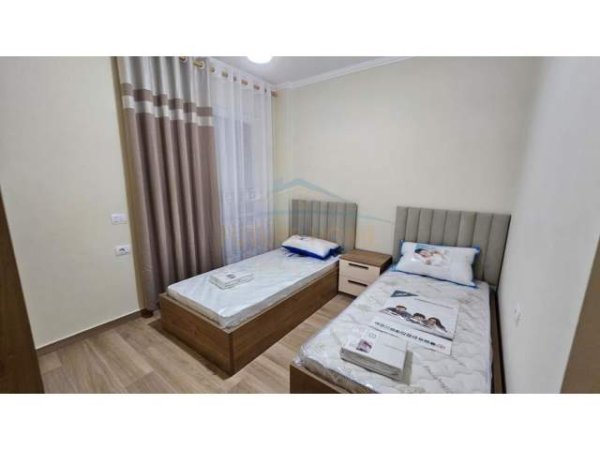 Tirane, jepet me qera apartament 2+1+BLK Kati 7, 126 m² 550 Euro (Don Bosko)