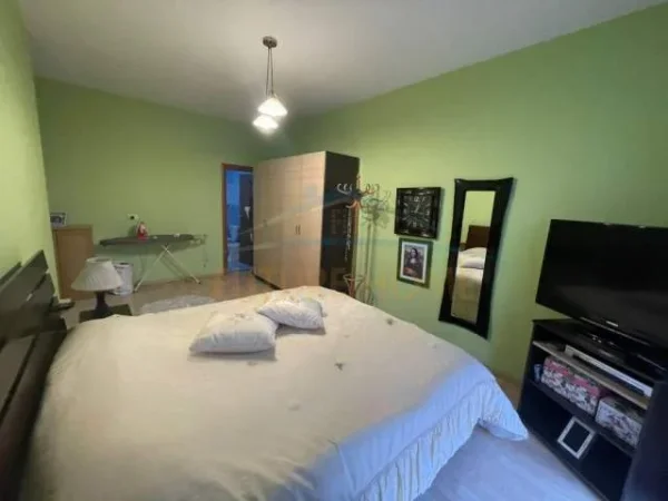 Tirane, jepet me qera apartament 2+1+BLK Kati 17, 140 m² 800 Euro (Sami Frasheri)