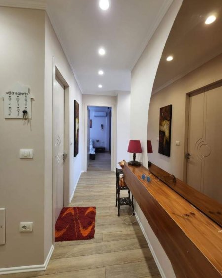Tirane, shitet apartament 2+1+BLK Kati 9, 90 m² 850 Euro (📍Rruga Islam Alla ,Pranë Drejtoris së Policise)