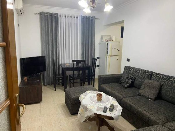 Tirane, jepet me qera apartament 2+1+A+BLK  (Perballe Harry Fultz)