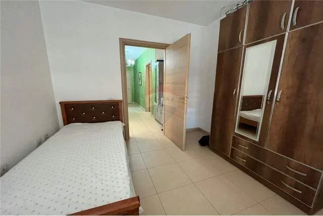 Tirane, jepet me qera apartament 2+1 Kati 3, 105 m² 700 Euro (Don Bosko)