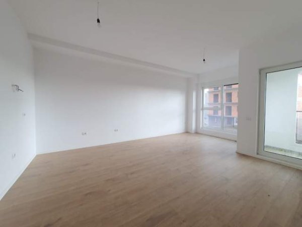 Tirane, jepet me qera apartament 2+1+BLK Kati 3, 92 m² 450 Euro (bulevardi i ri)