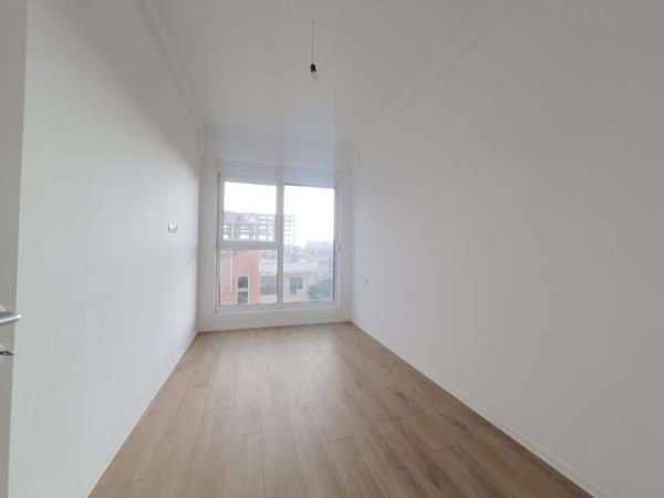 Tirane, jepet me qera apartament 2+1+BLK Kati 3, 92 m² 450 Euro (bulevardi i ri)