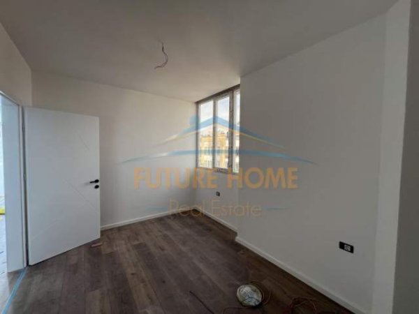 Tirane, shitet apartament 1+1 Kati 8, 75.000 Euro (Unaza e Re)