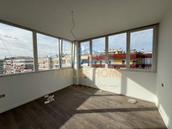 Tirane, shitet apartament 1+1 Kati 8, 75.000 Euro (Unaza e Re)