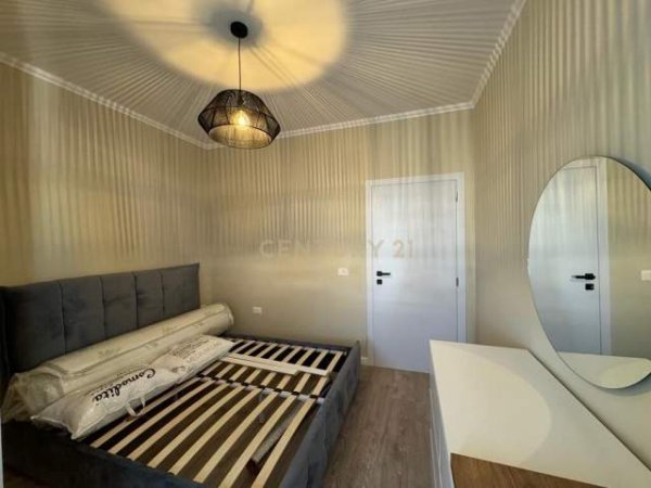 Tirane, jepet me qera apartament 70 m² 700 Euro (Kosovarve)