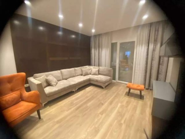 Tirane, jepet me qera apartament 2+1+BLK Kati 2, 90 m² 900 Euro (Selite e Vjeter)
