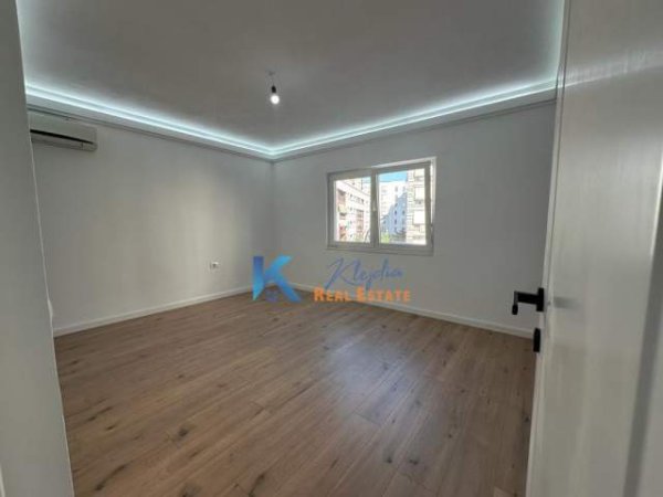 Tirane, shes apartament 2+1+A+BLK Kati 4, 83 m² 119.000 Euro (Oxhaku)
