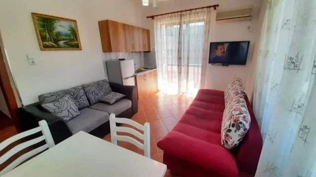 Tirane, jepet me qera apartament 2+1 100 m² 450.000 Leke