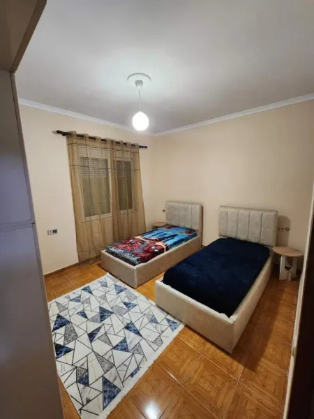 Tirane, jepet me qera Vile 2+1+BLK Kati 1, 120 m² 50.000 Leke (foto xhavella)
