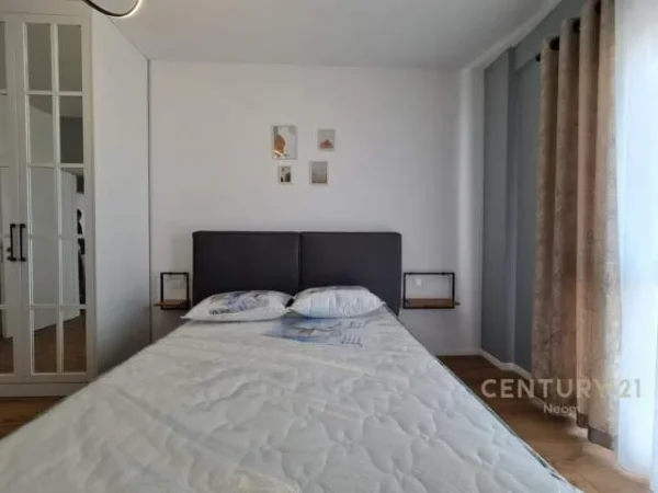 Tirane, jepet me qera apartament 2+1 Kati 3, 80 m² 650 Euro (Komplexi Arlis, farmacia 10)