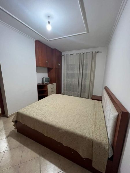 Tirane, jepet me qera apartament 2+1 Kati 6, 90 m² 400 Euro (Rruga Teodor Keko)