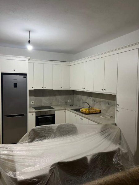 Tirane, jepet me qera apartament 2+1 Kati 6, 90 m² 400 Euro (Rruga Teodor Keko)